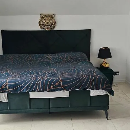 Apartman Luxury Penthouse Near Centre Of