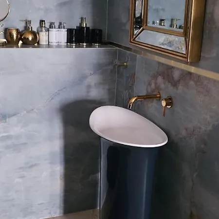 Lejlighed Luxury Penthouse Near Centre Of *