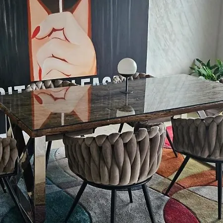 Apartman Luxury Penthouse Near Centre Of *